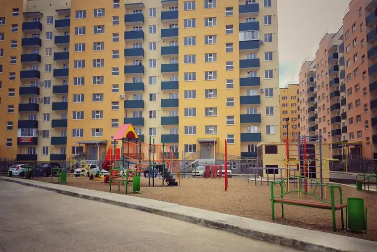 Двор, в котором спокойно и уютно