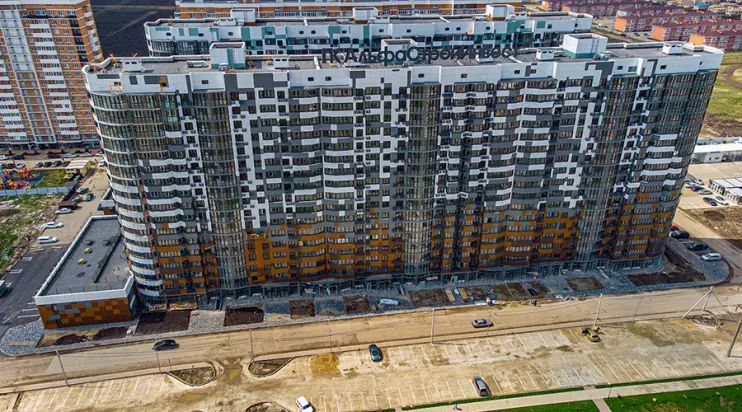 Фото со стройки  за 8, 2022